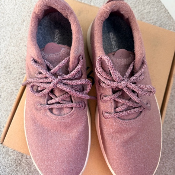 Allbirds Women's Wool Runner Mizzle Sneakers in Mauve - Picture 3 of 7